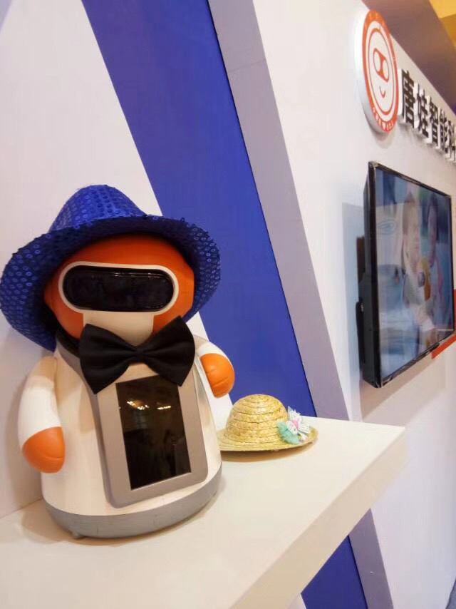 Hand drawn，industrial design，education，robot，sketch，