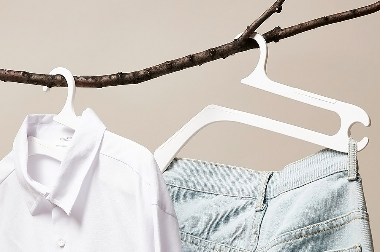 wardrobe，coat hanger，Storage，neat，