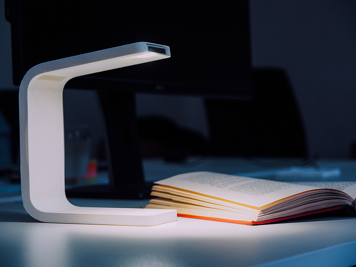 iphone，Light with sound amplifier design，lamp，