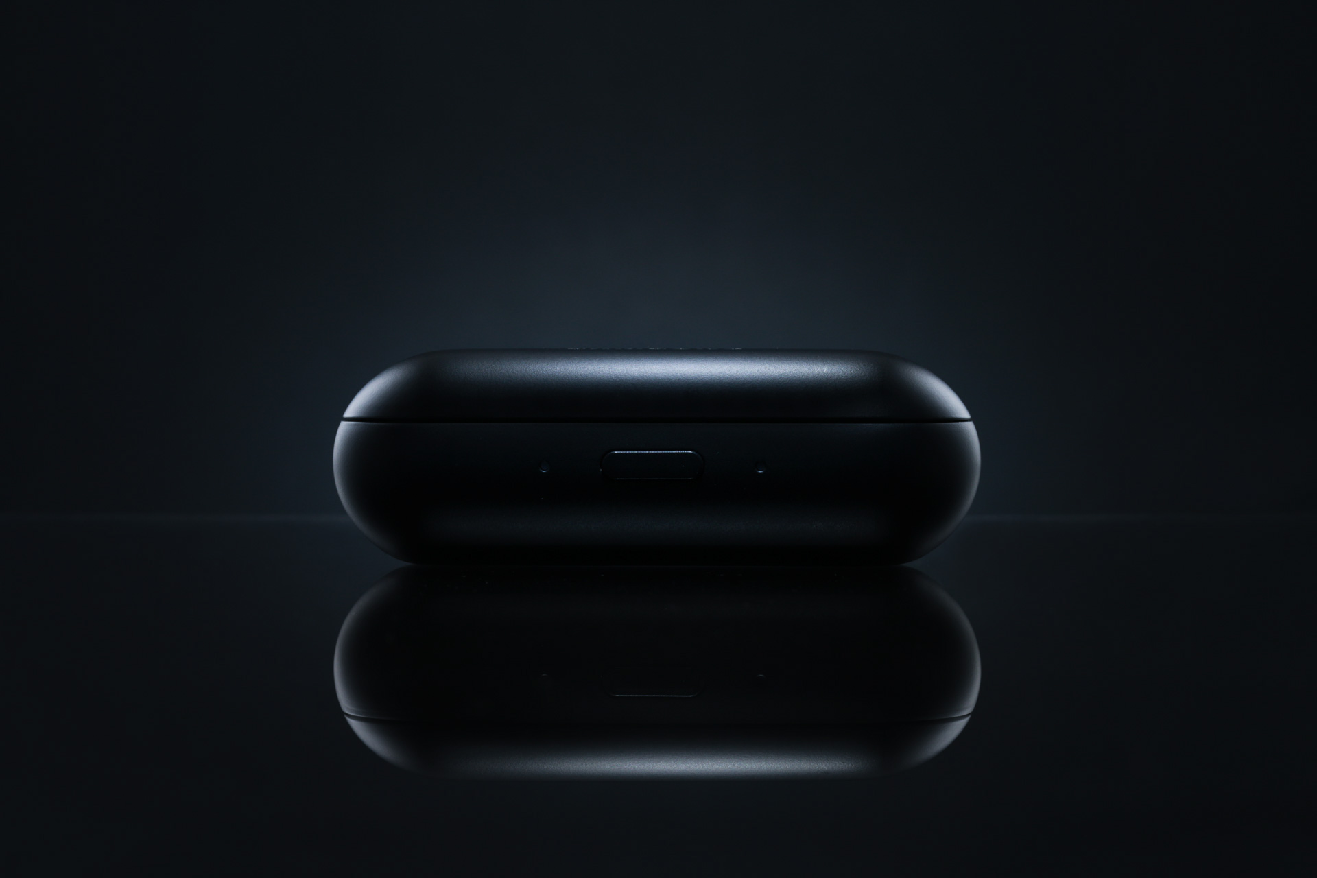 Samsung，headset，black，Picture rendering，samsung，IconX Gear，Storable，wireless，Light movement，Light and shadow，