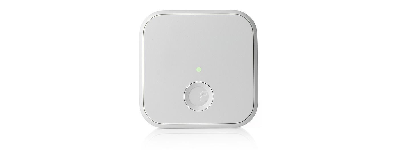 august，Intelligent door lock，product design，Home Furnishing，industrial design，