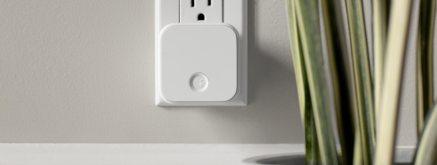 august，Intelligent door lock，product design，Home Furnishing，industrial design，