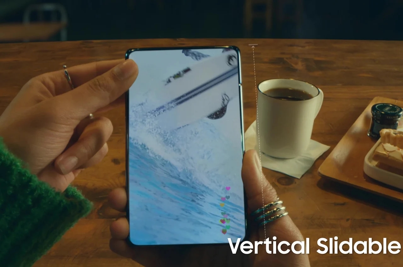 monitor，Samsung，Foldable，product design，Foldable screen，Samsung mobile phone，tablet PC，electronic product，