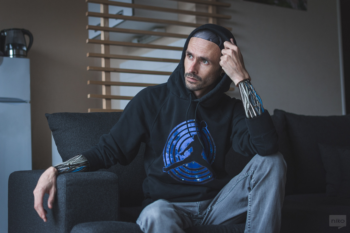 robot，Arty，DIGITAL，RETOUCH，