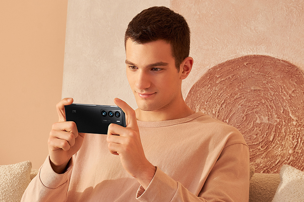 ZTE，Full screen，intelligence，