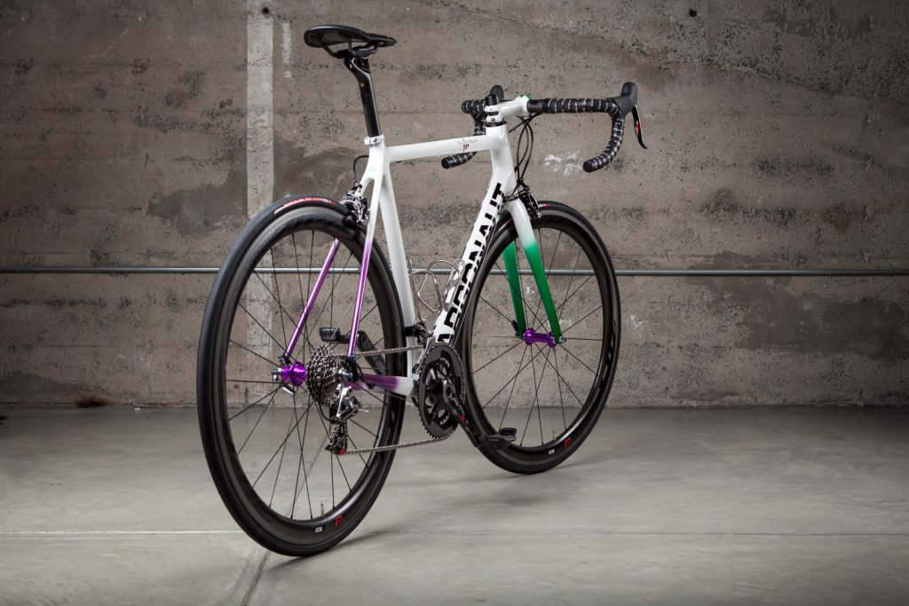 Bicycle，motion，outdoors，