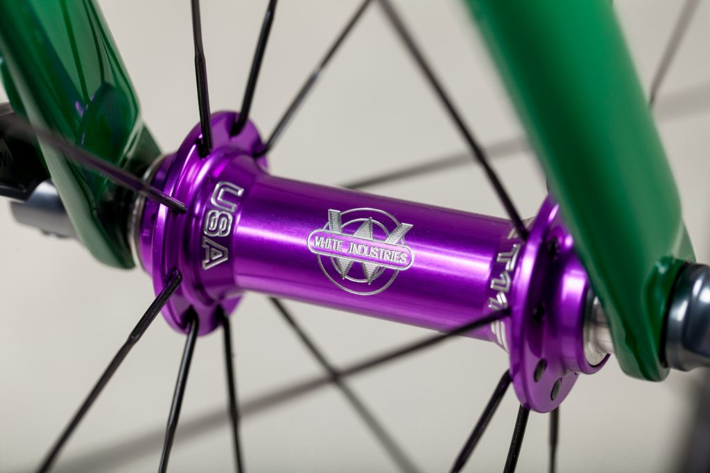 Bicycle，motion，outdoors，