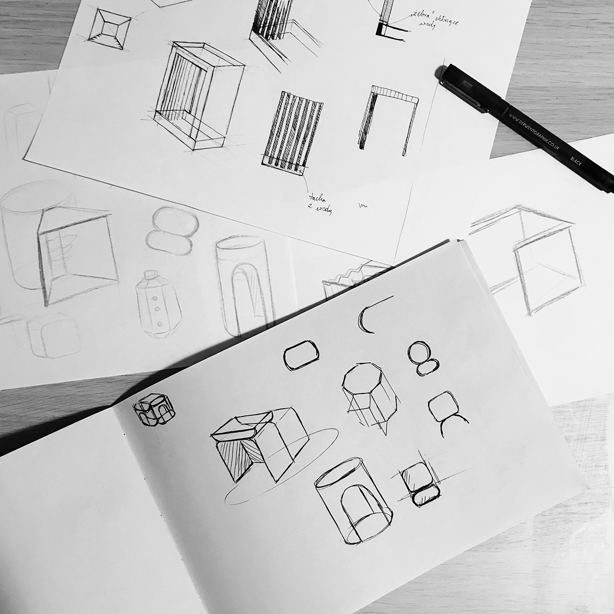 ceramics，OYSTA，fungus，plant，vase，product design，