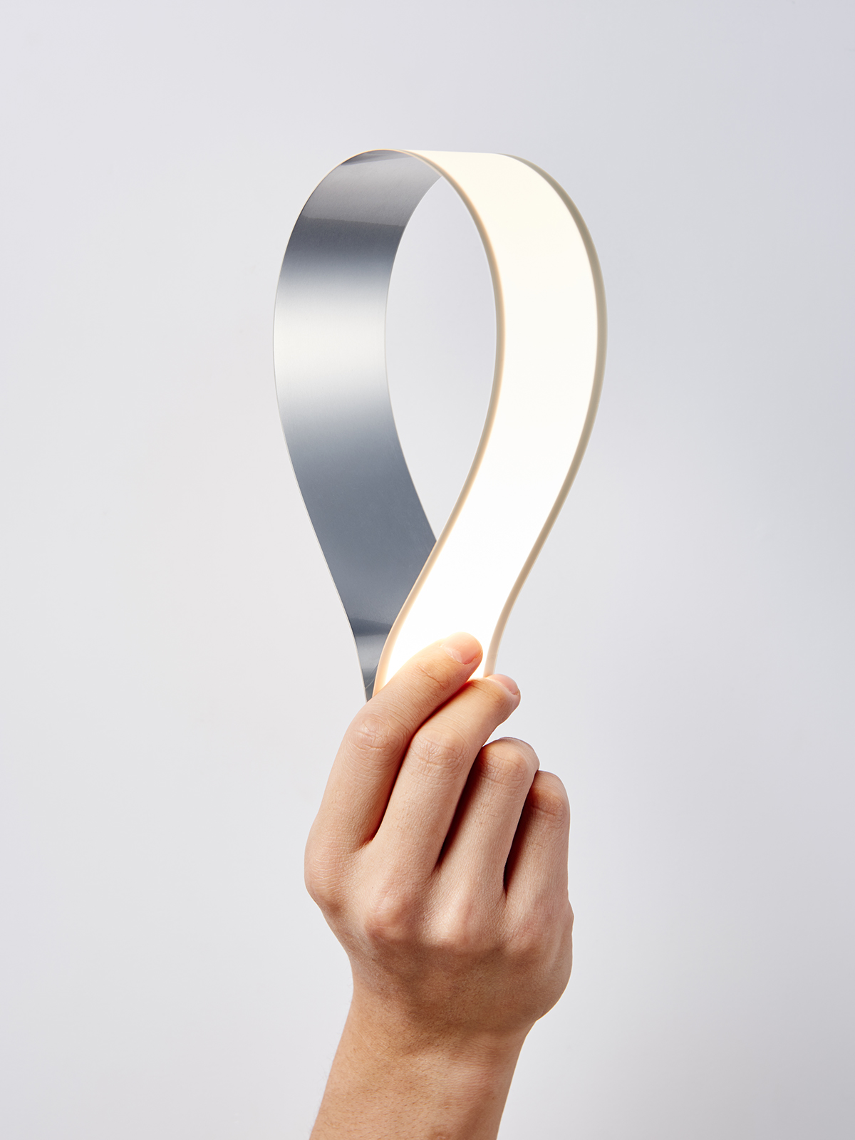 Versailles，lithe，flexible，Flexible OLED panel，Chandelier，