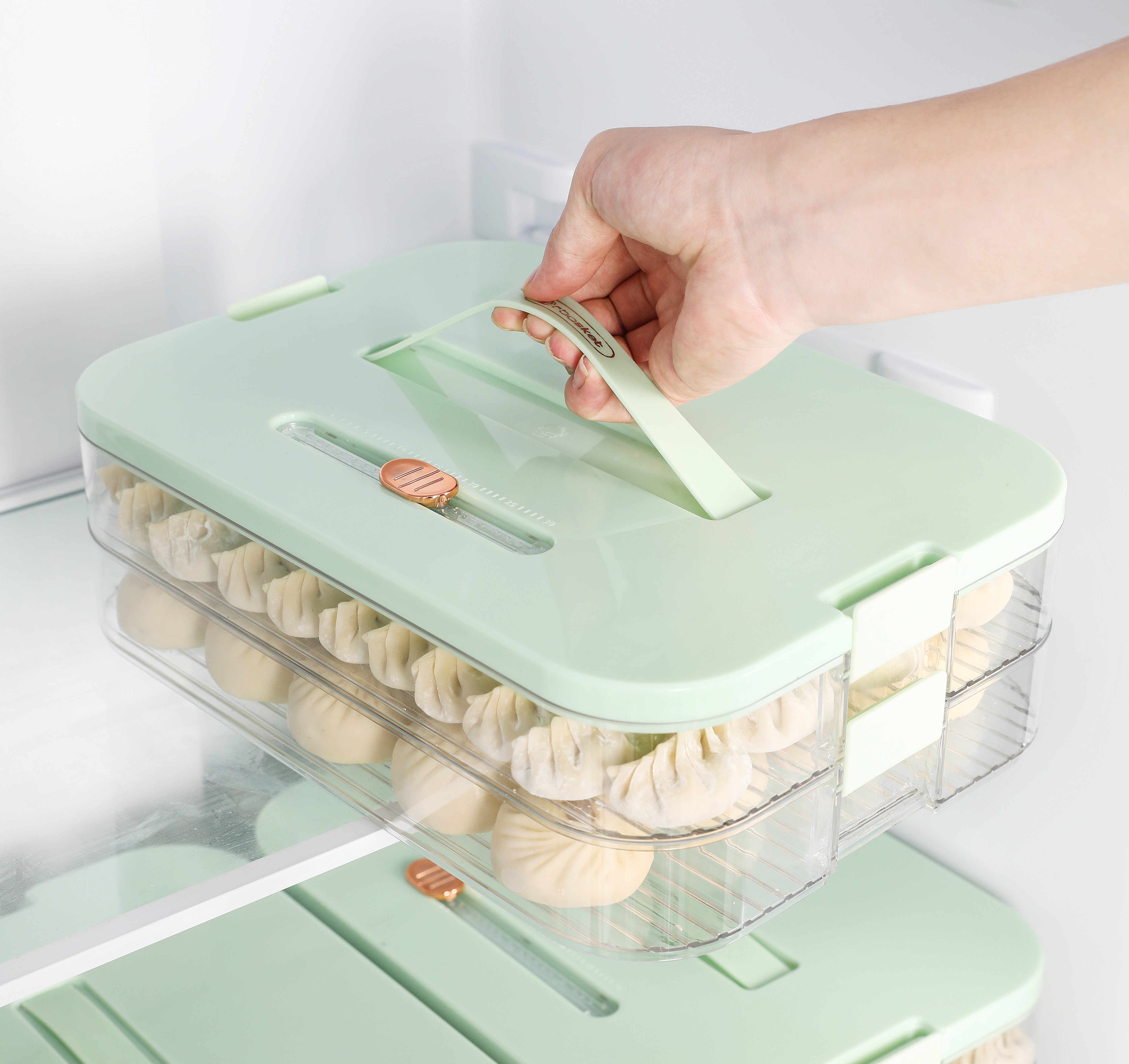 Multifunctional dumpling box，