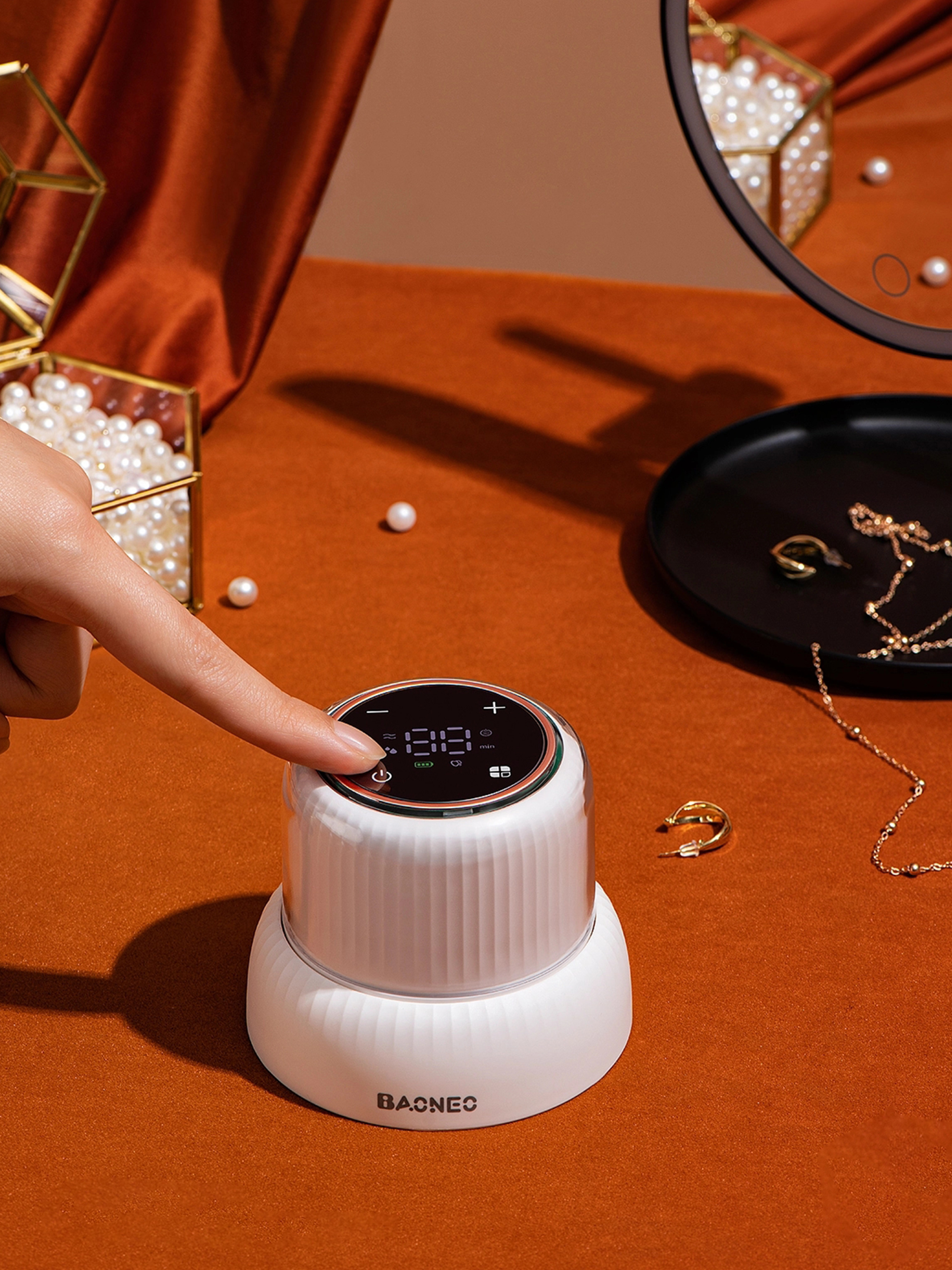 Mother and baby，Breast pump，