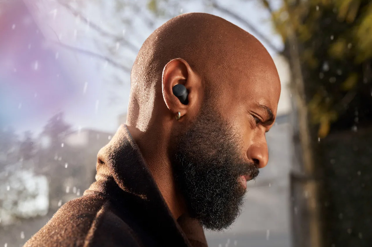 Digital accessories，headset，intelligence，Google，