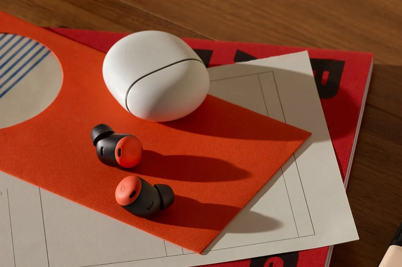 Digital accessories，headset，intelligence，Google，