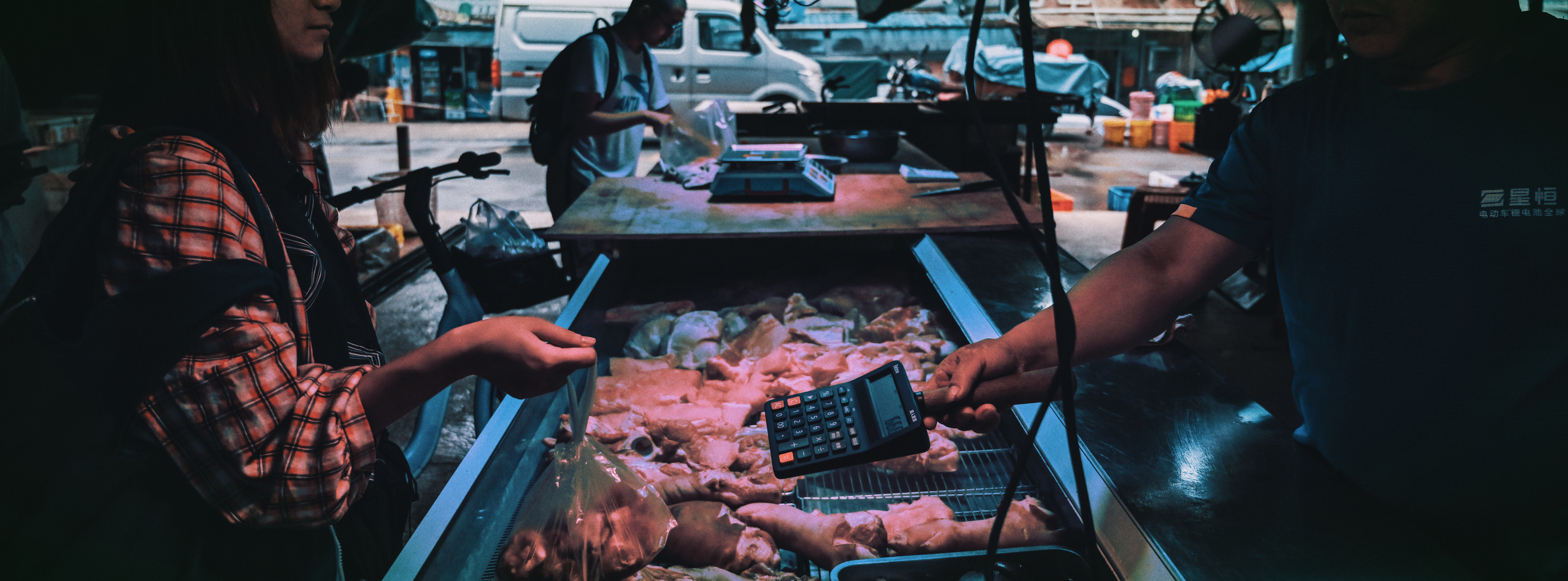 Calculator，Guangmei Bishi，Not seeing the sky，Vegetable market，handle，Market，Fireworks gas，Art，