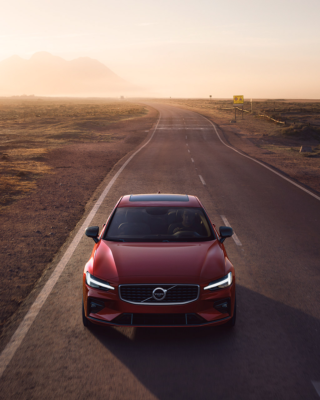 红色 沃尔沃s60 r 汽车,驰骋由怀~ - 普象网