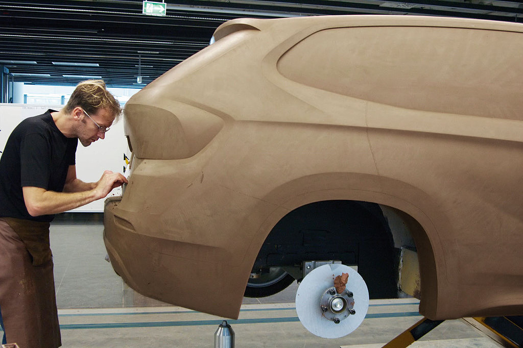 automobile，Oil sludge，Model，vehicle，