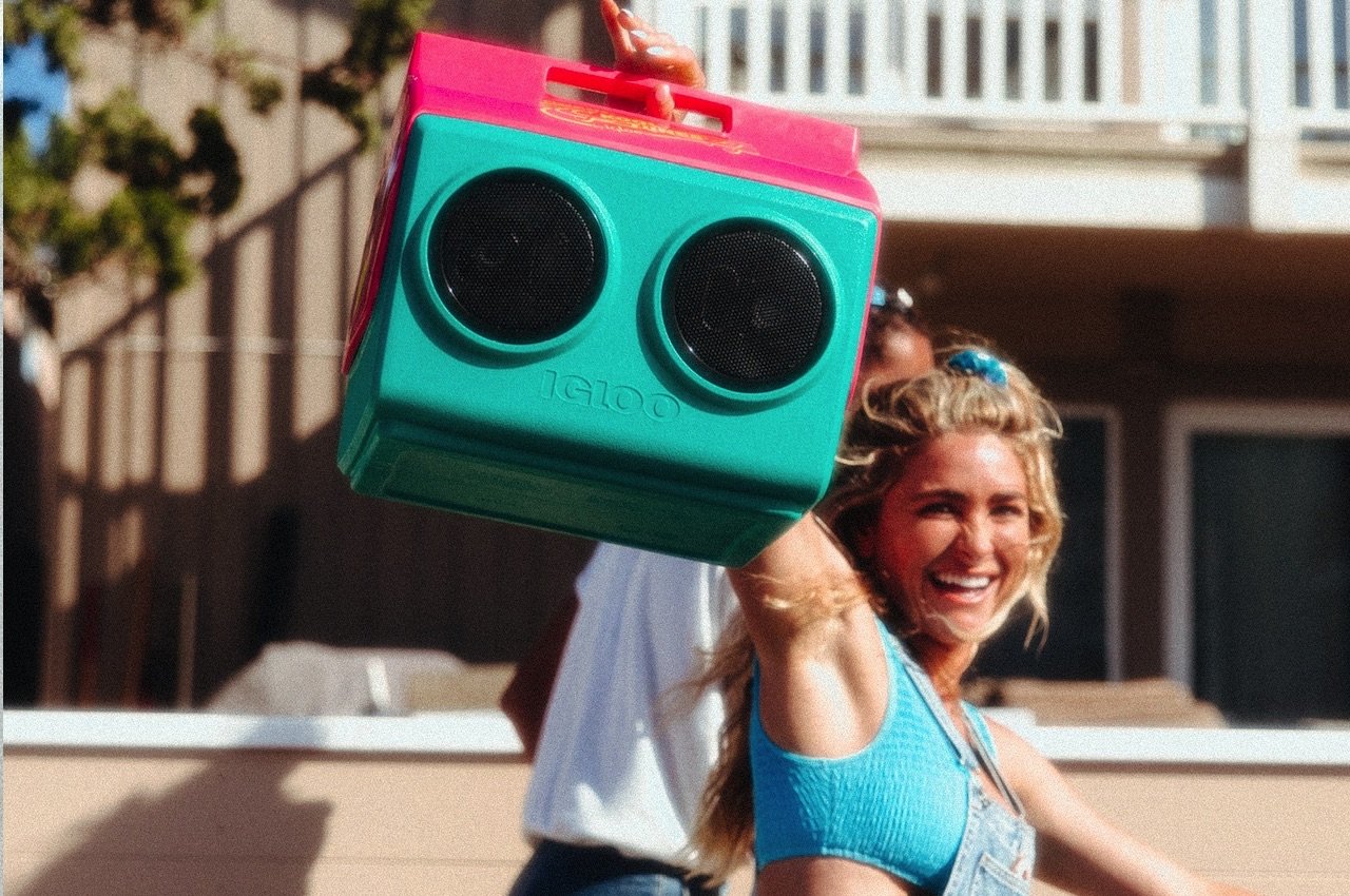 loudspeaker box，music，Retro，industrial design，design，