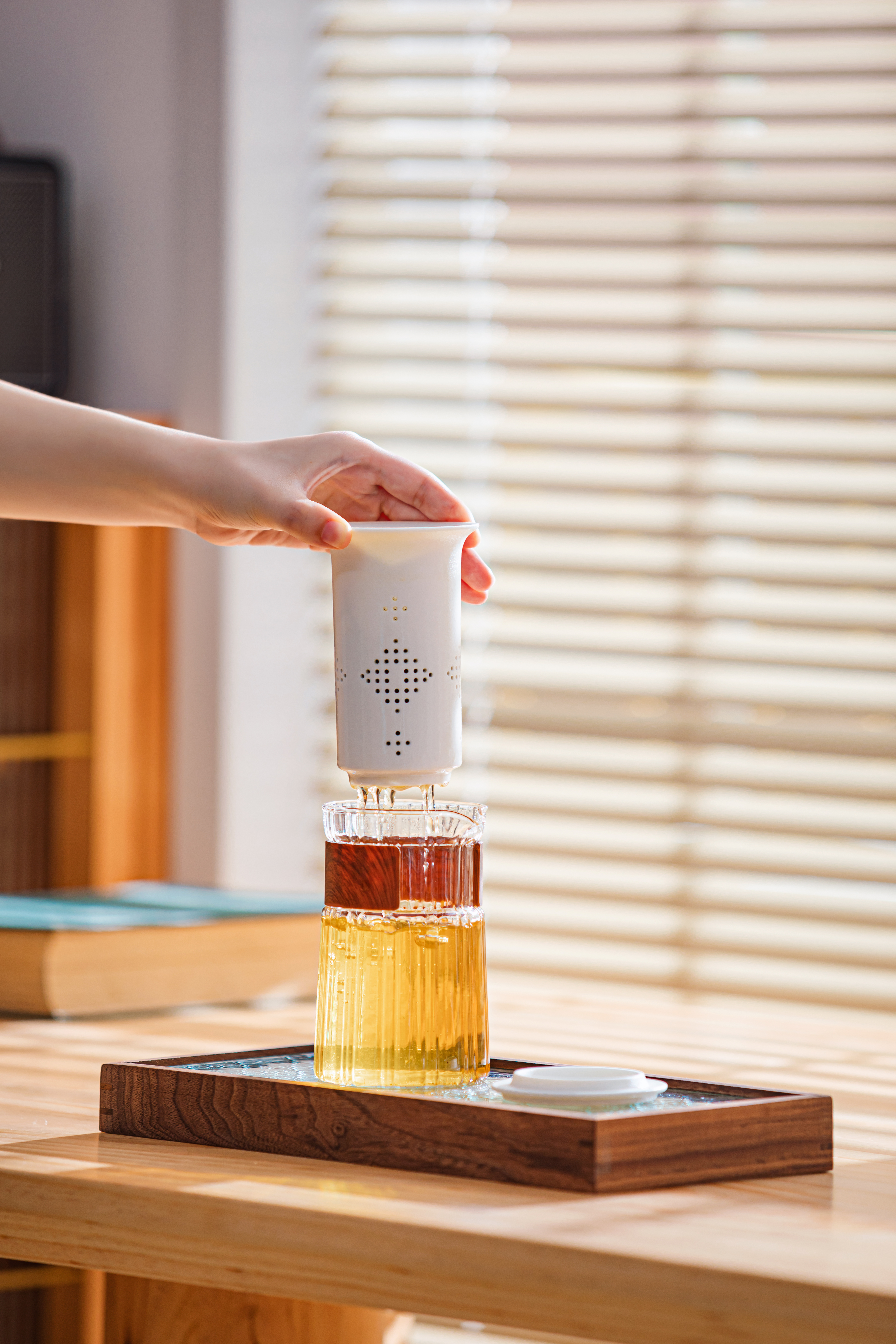 Travel is the first choice for making tea.，