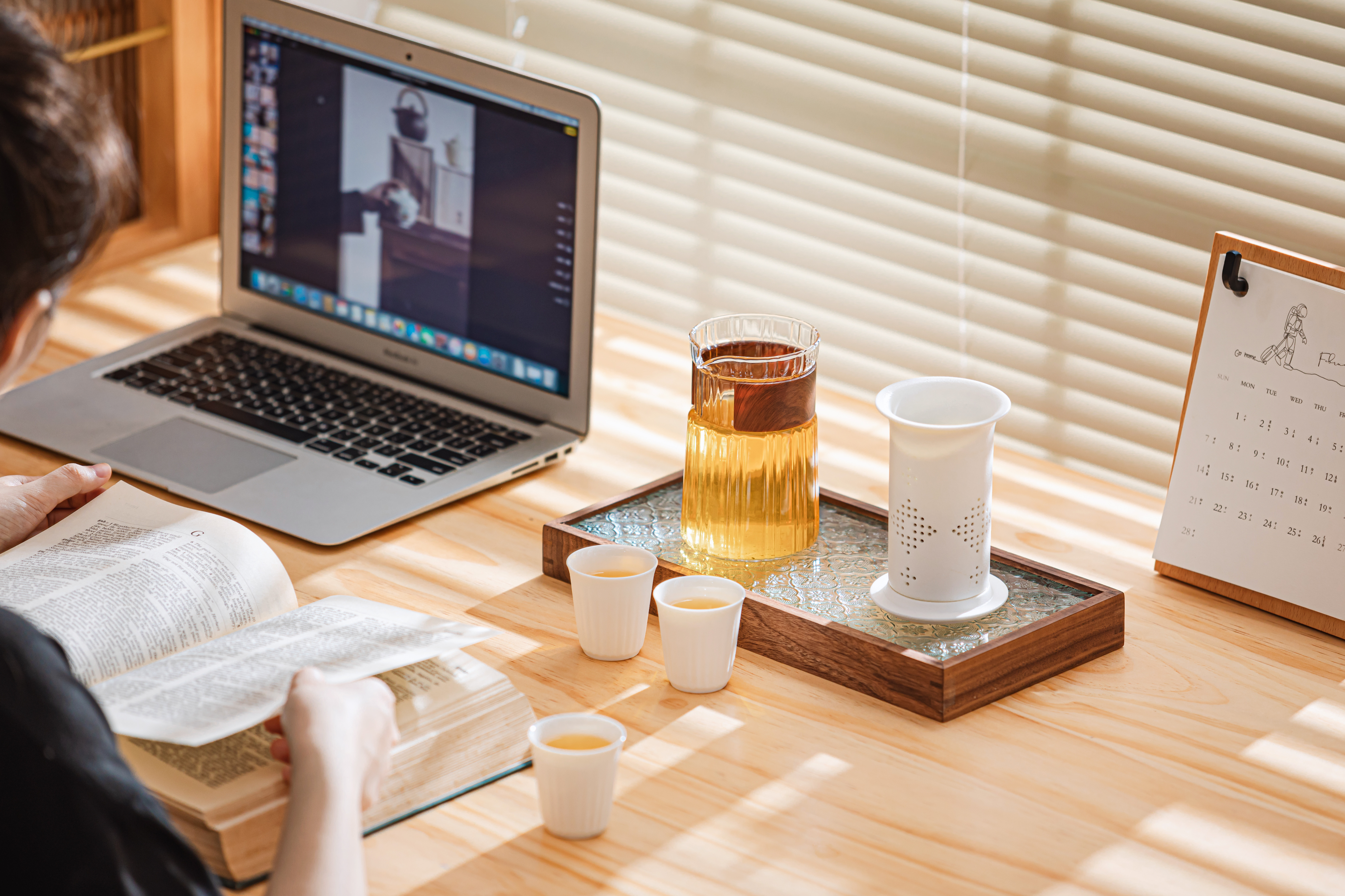 Travel is the first choice for making tea.，