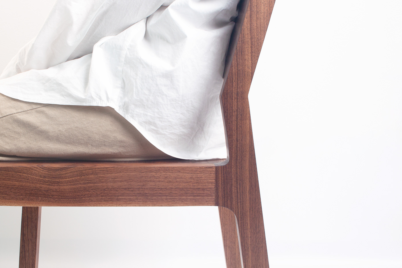 furniture，Dining chair，wooden ，strong，