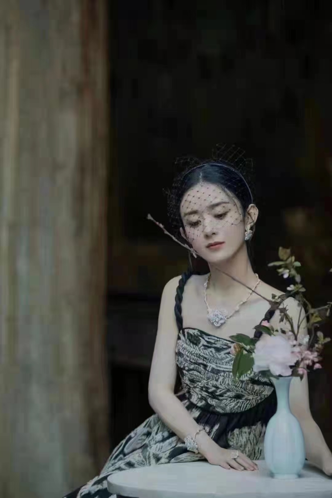 Jingdezhen Ceramic Vase，