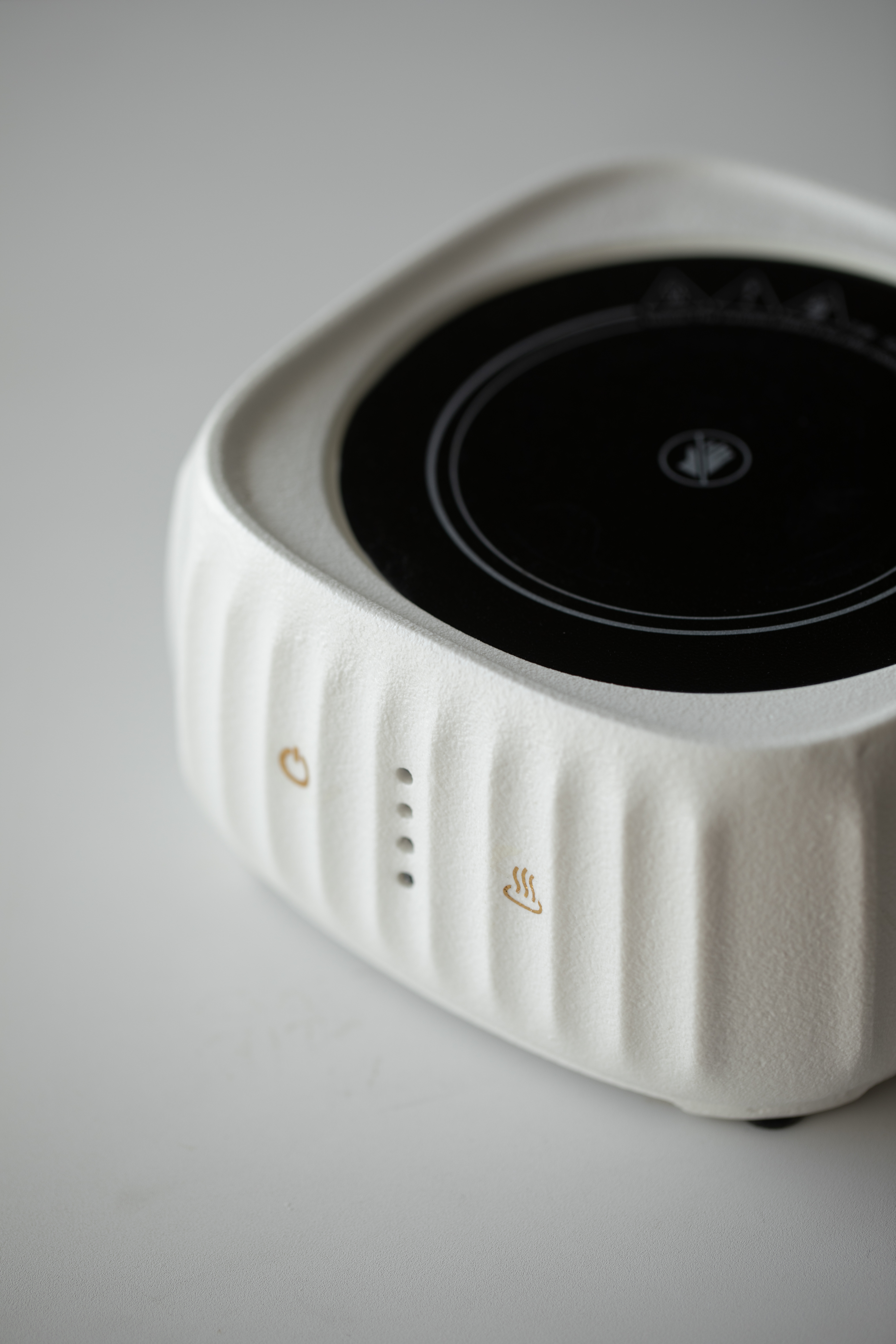 Home appliances, boiling water, cooking tea，