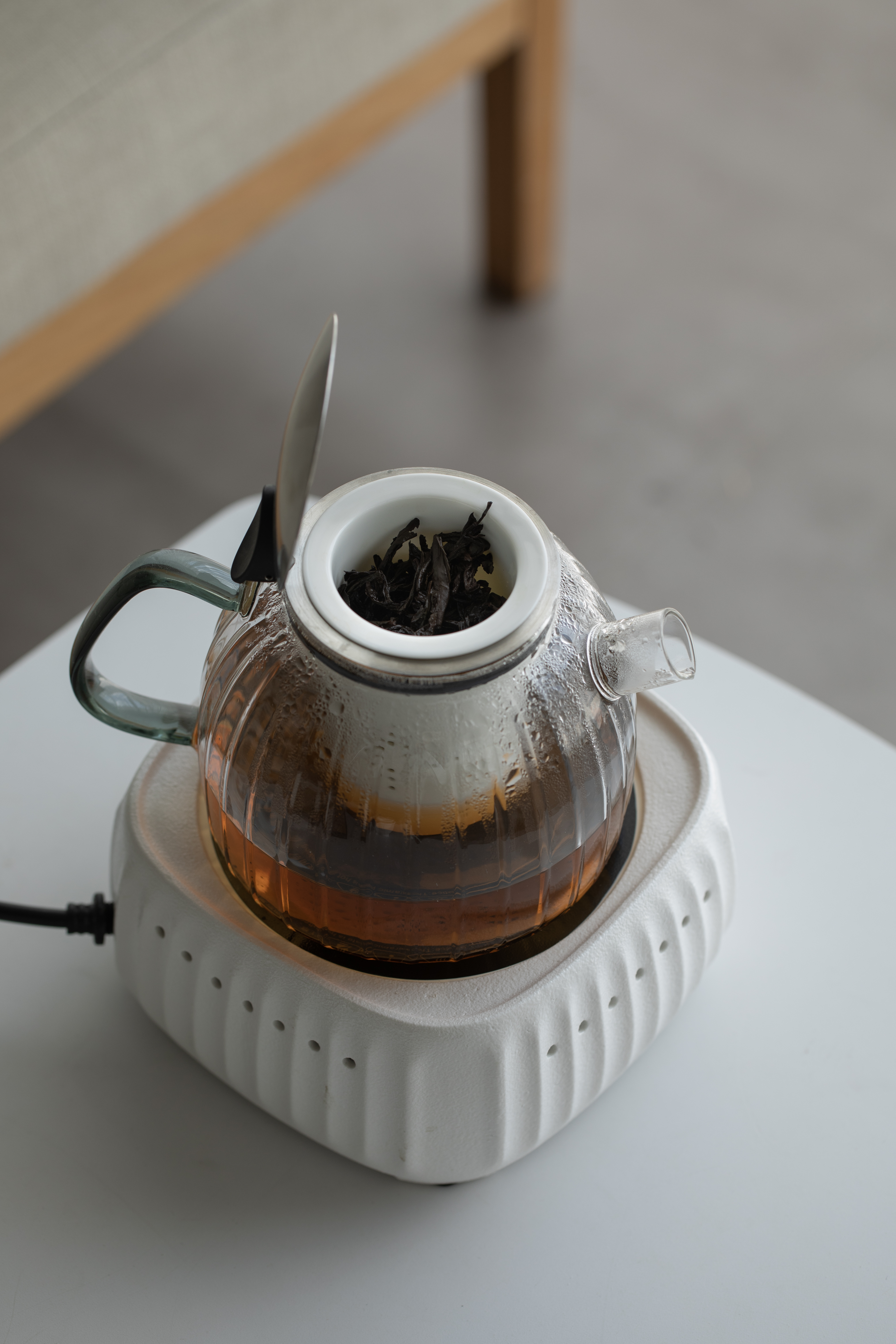 Home appliances, boiling water, cooking tea，