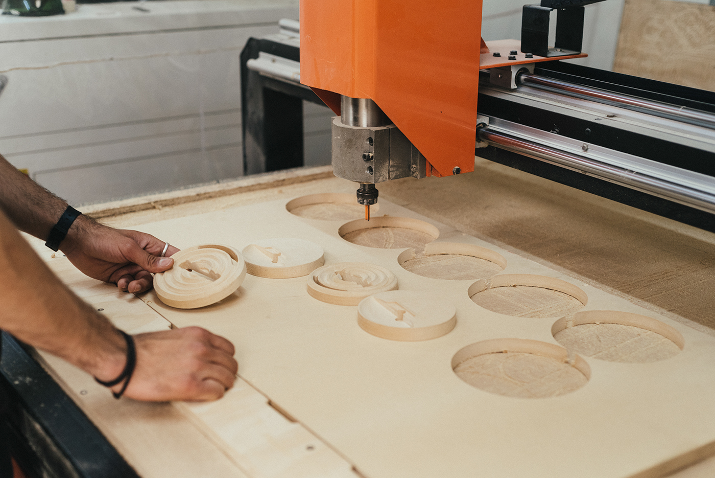 speaker，Trick，Mobile phone bracket，