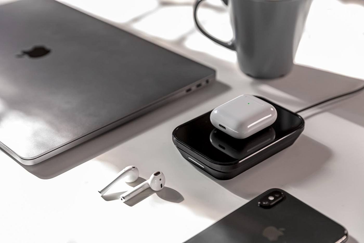 Digital accessories，Charging rack，wireless，iphone，Mobile phone bracket，