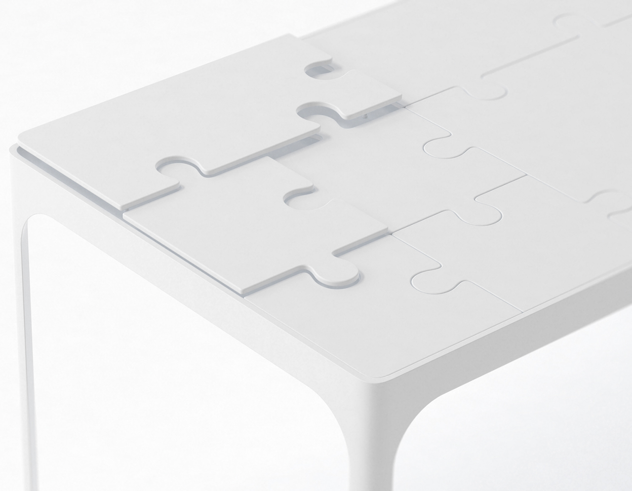 Table，Jigsaw puzzle，Tray，white，