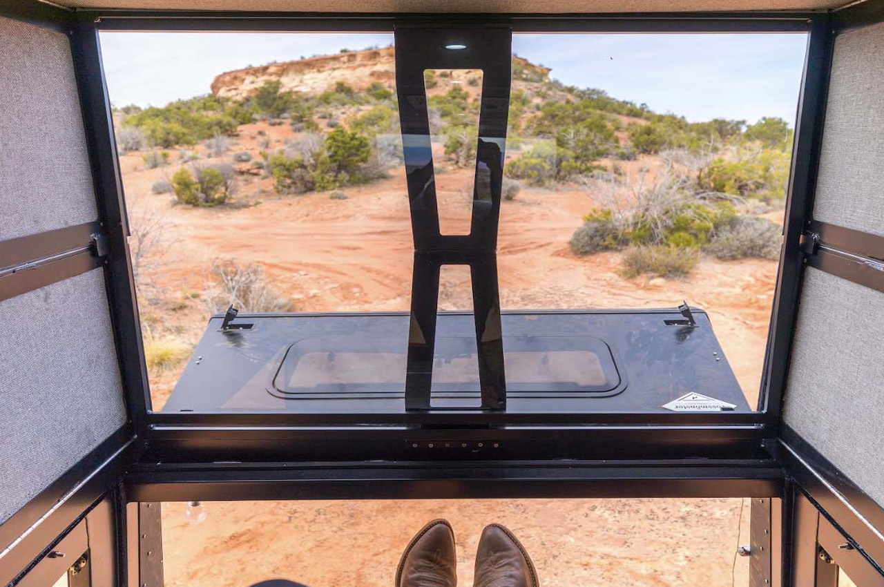 automobile，camping，Cool，Outdoor off-road vehicle，Campervan，