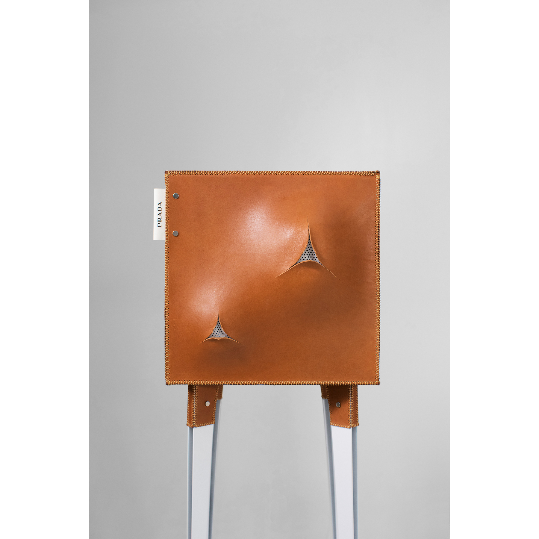 Speculative design, criticism, consumerism, graduation design, products，