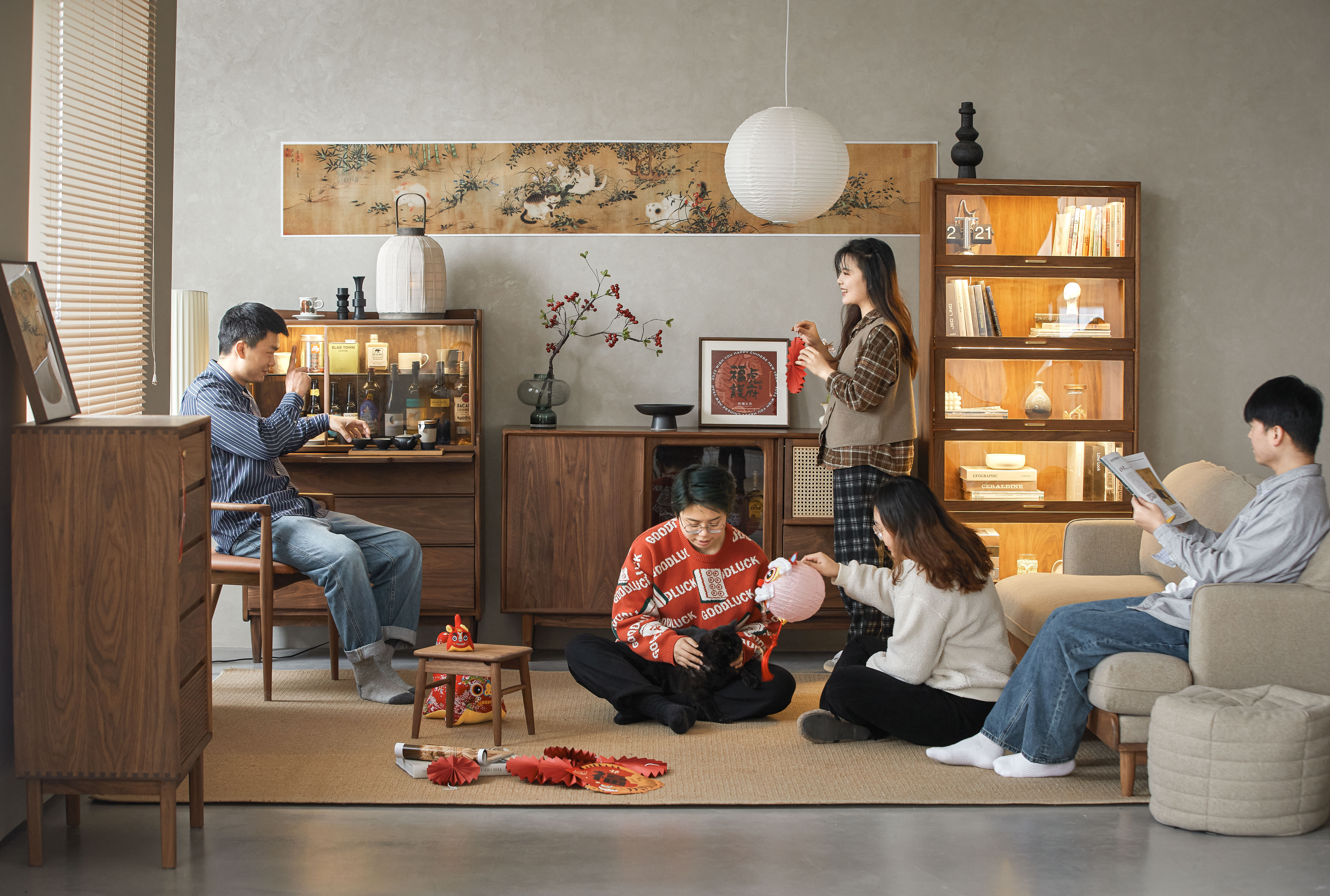 Furniture designer Ren Mengying，