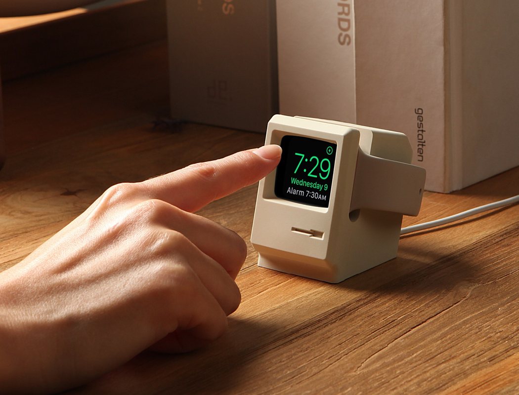 Bedside lamp，charge，Clock，Apple accessories，W3，