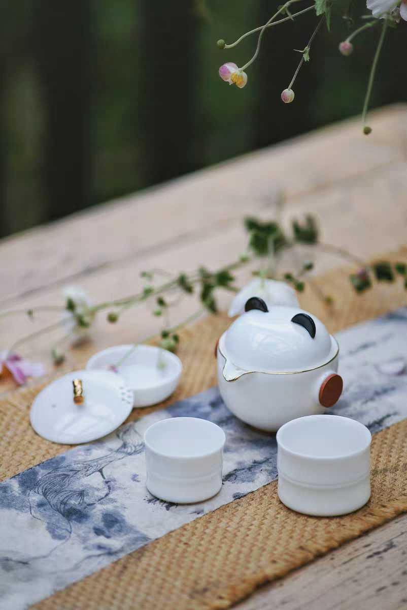 charcot ，Guge Dynasty，Cultural creation，panda，packing design，