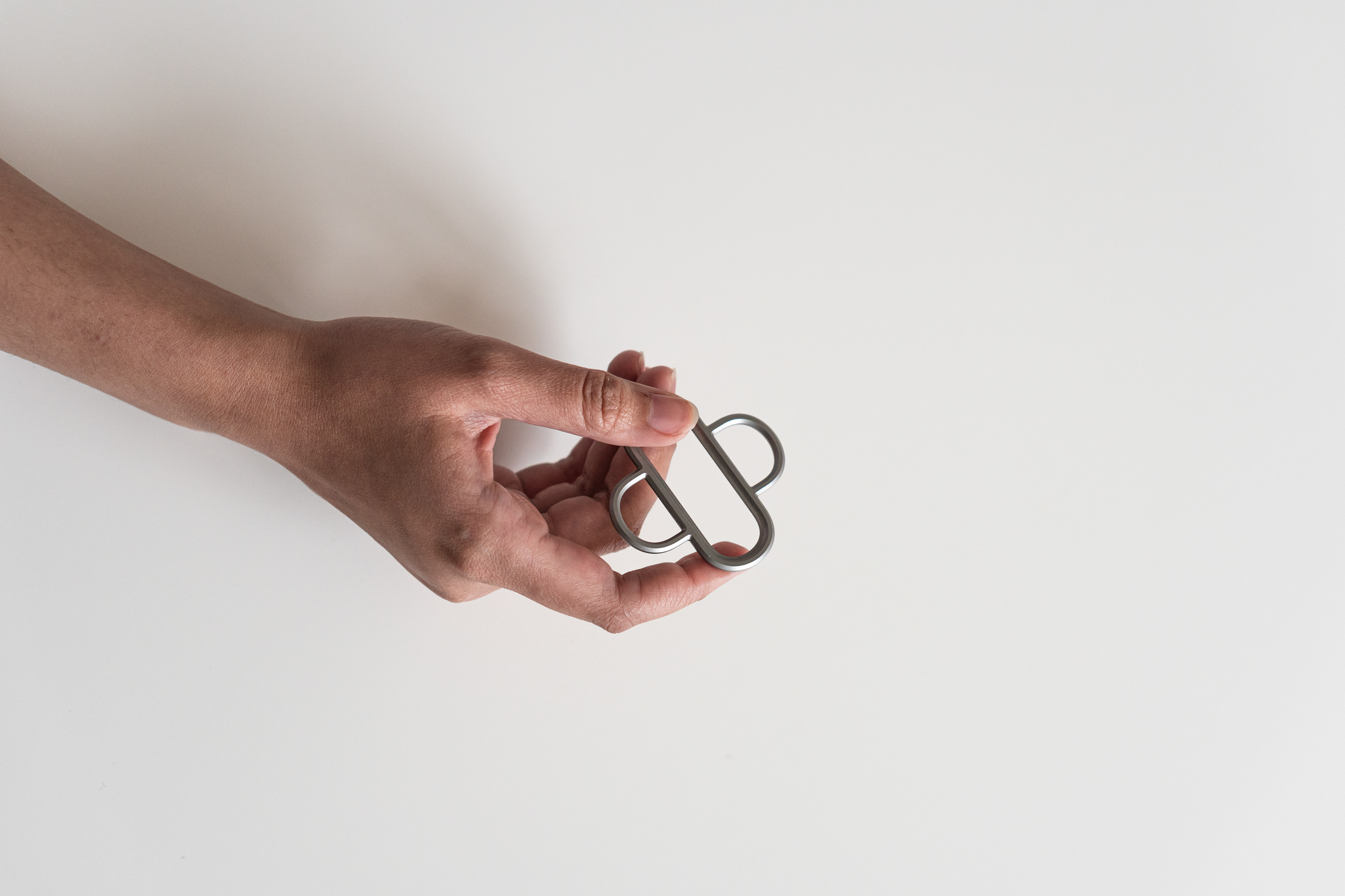 product design，industrial design，Art guidance，Fashion accessories，Portable，stainless steel，Bottle opener，