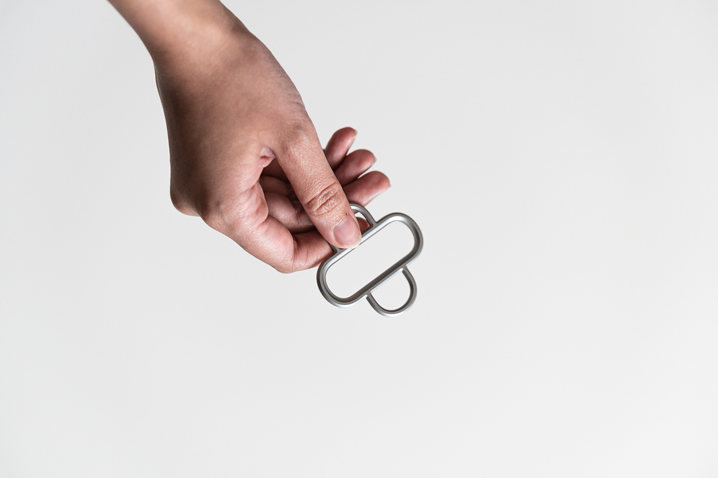 product design，industrial design，Art guidance，Fashion accessories，Portable，stainless steel，Bottle opener，