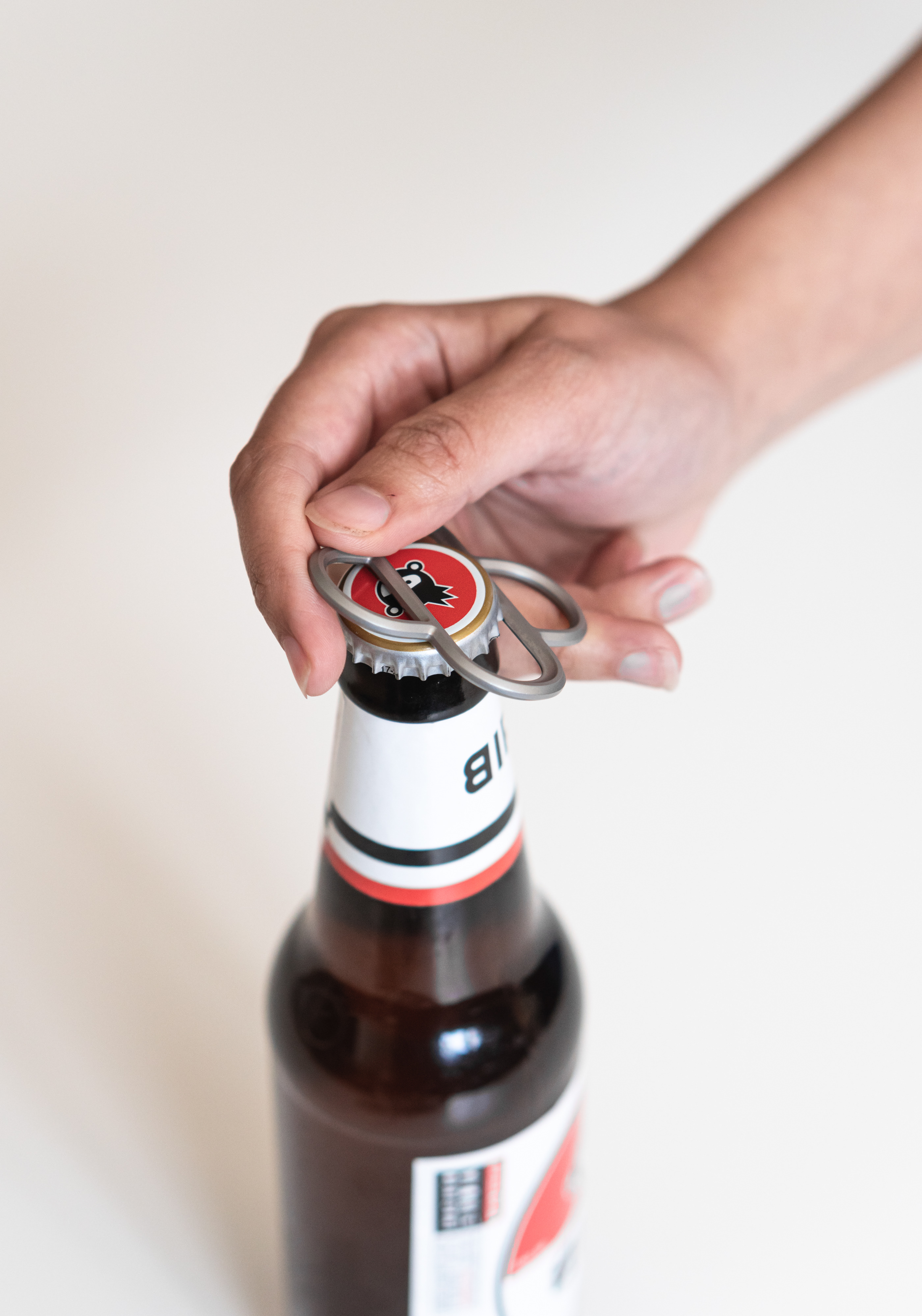 product design，industrial design，Art guidance，Fashion accessories，Portable，stainless steel，Bottle opener，