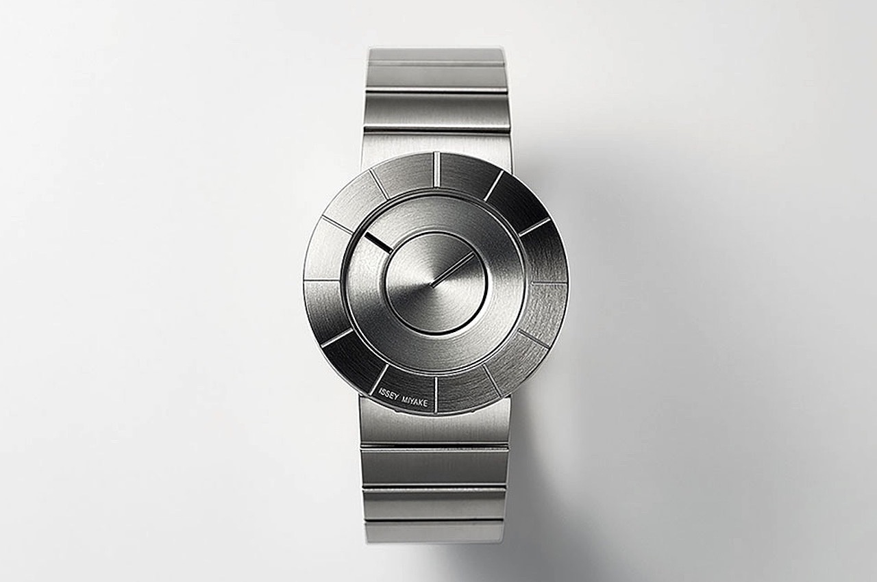 Wrist watch，Wristwatch，Metal，