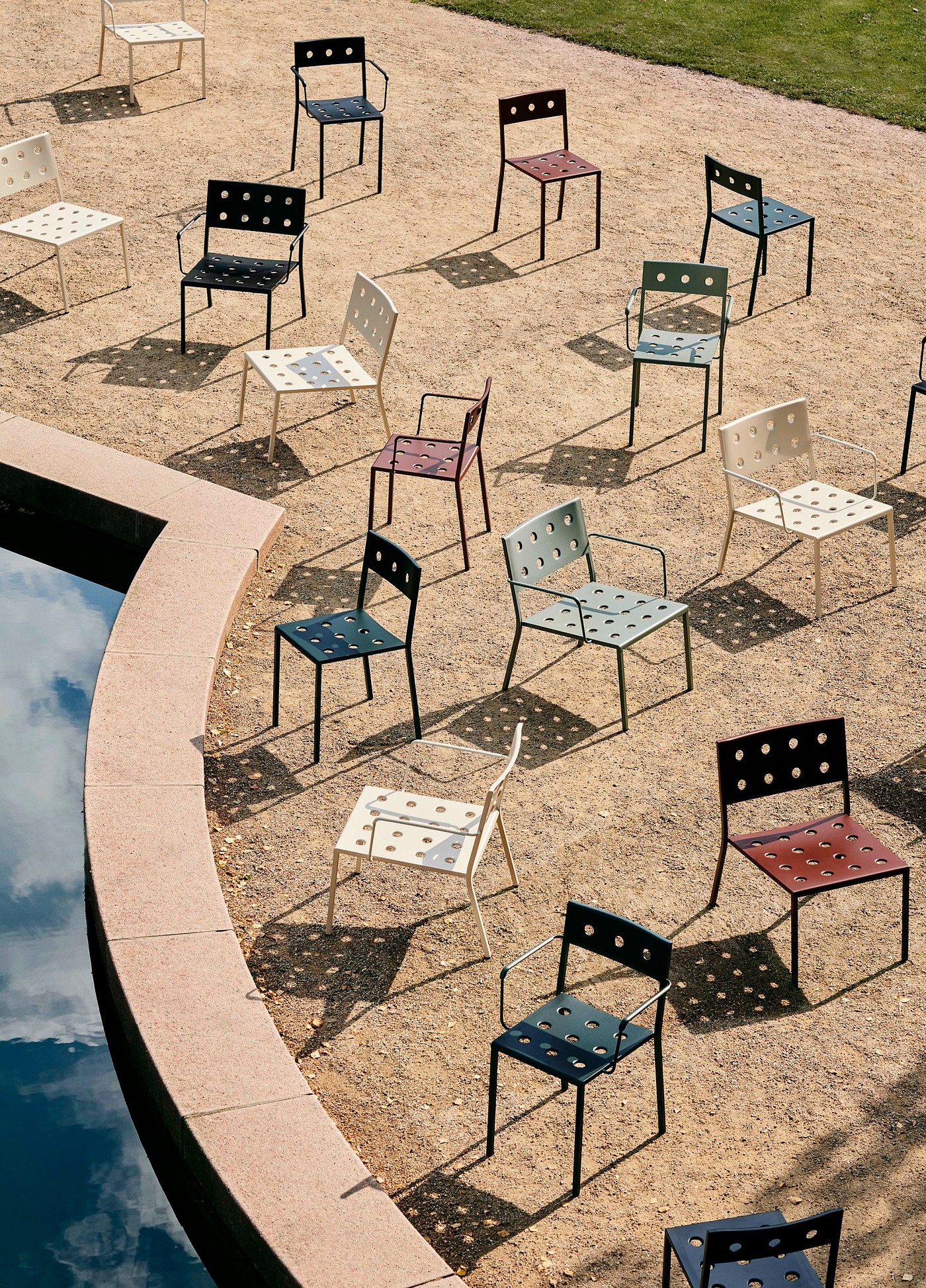 Balcony outdoor furniture，furniture design ，product design，Hay，Color design，