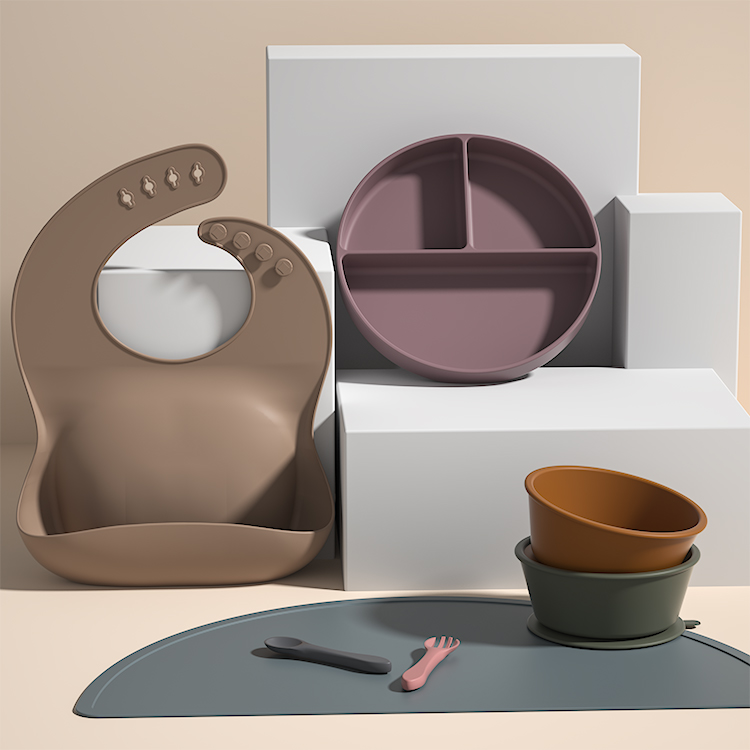 silica gel，Dinner plate，Xiamen has its own factory production, self-designed products have the appearance of China and the United States.，