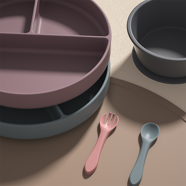 silica gel，Dinner plate，Xiamen has its own factory production, self-designed products have the appearance of China and the United States.，