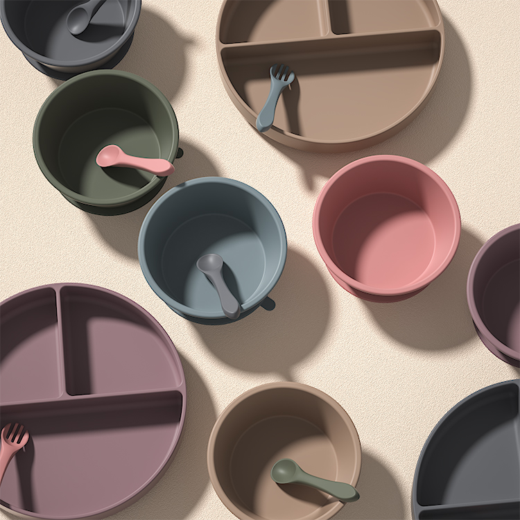 silica gel，Dinner plate，Xiamen has its own factory production, self-designed products have the appearance of China and the United States.，