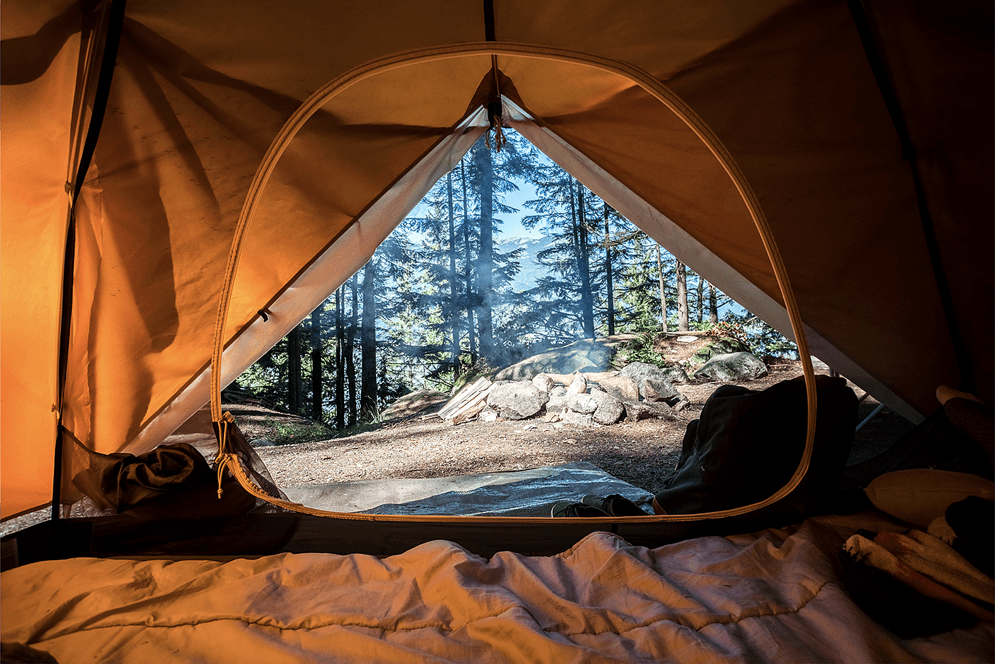 camping，television，outdoors，industrial design，product design，travel，