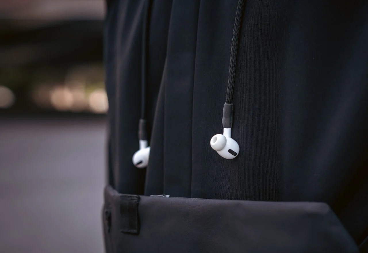 clothes，weather，wear-resisting，