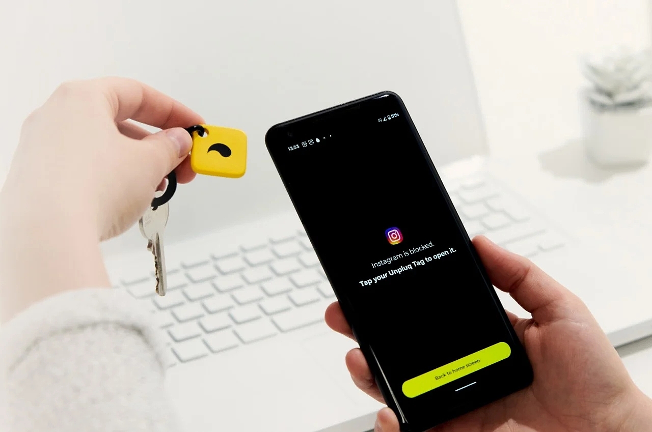 nfc，TikTok，Buckle，Digital world gatekeeper，