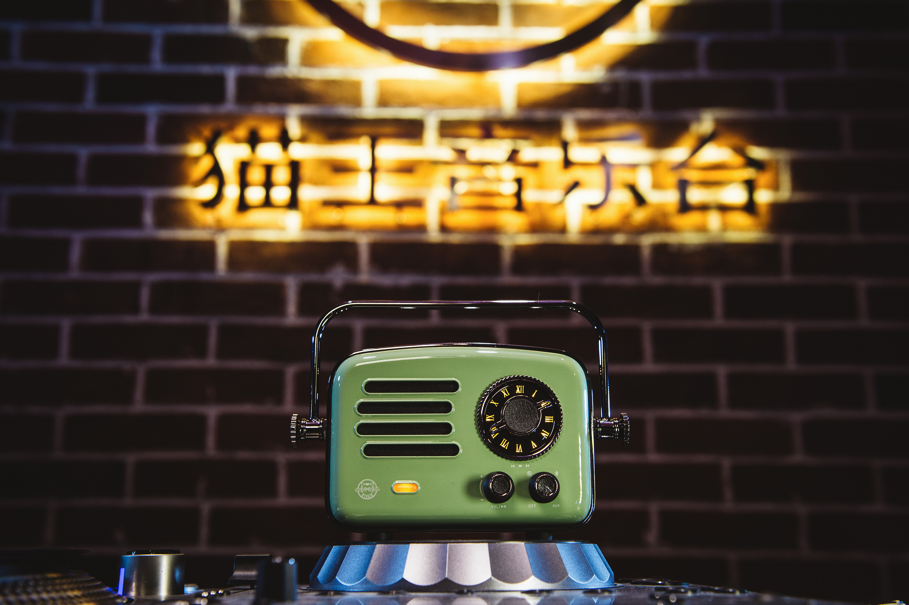 Elvis Presley，Bluetooth，loudspeaker box，radio，A&Z Design ，Retro，