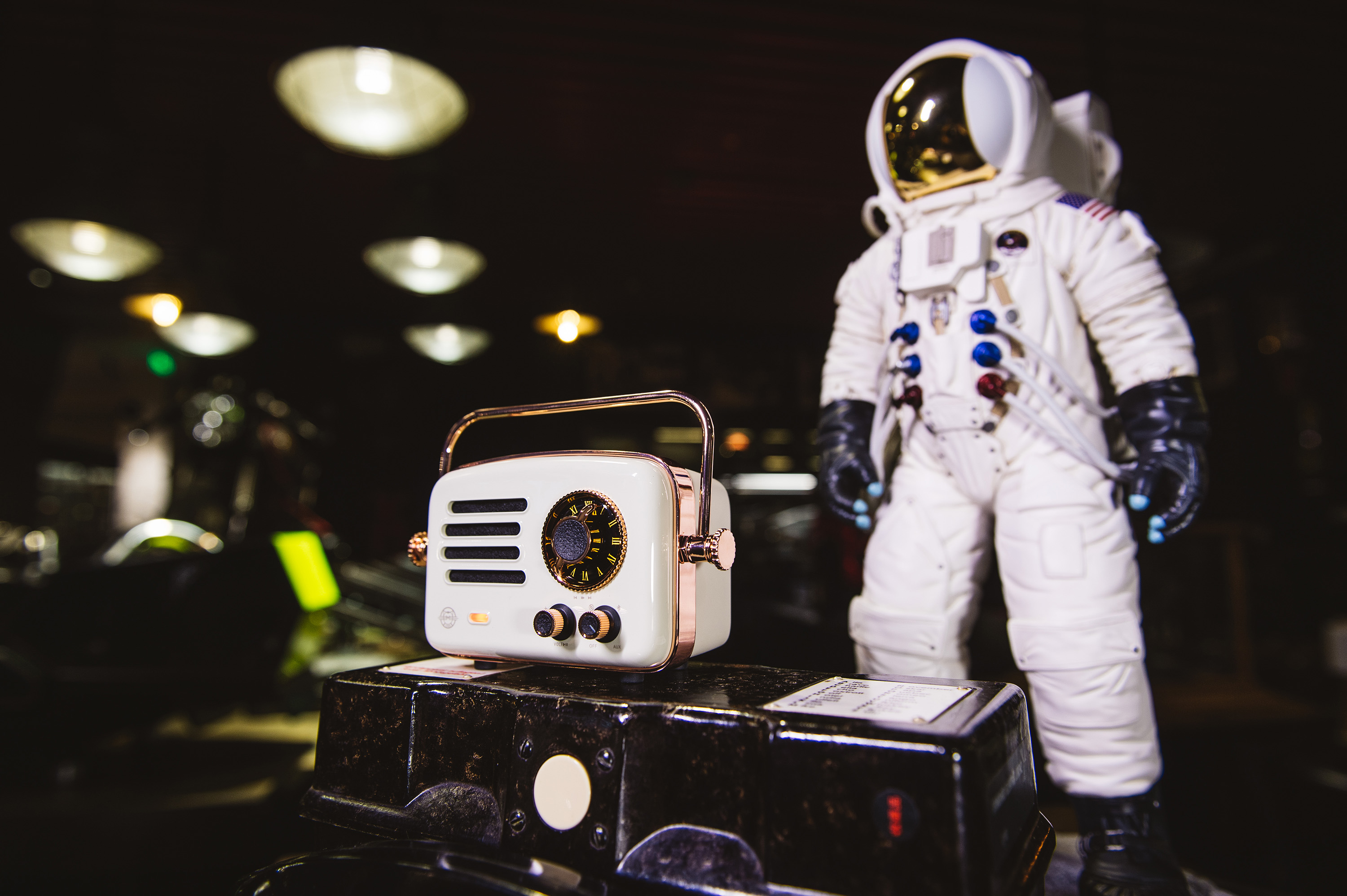 Elvis Presley，Bluetooth，loudspeaker box，radio，A&Z Design ，Retro，