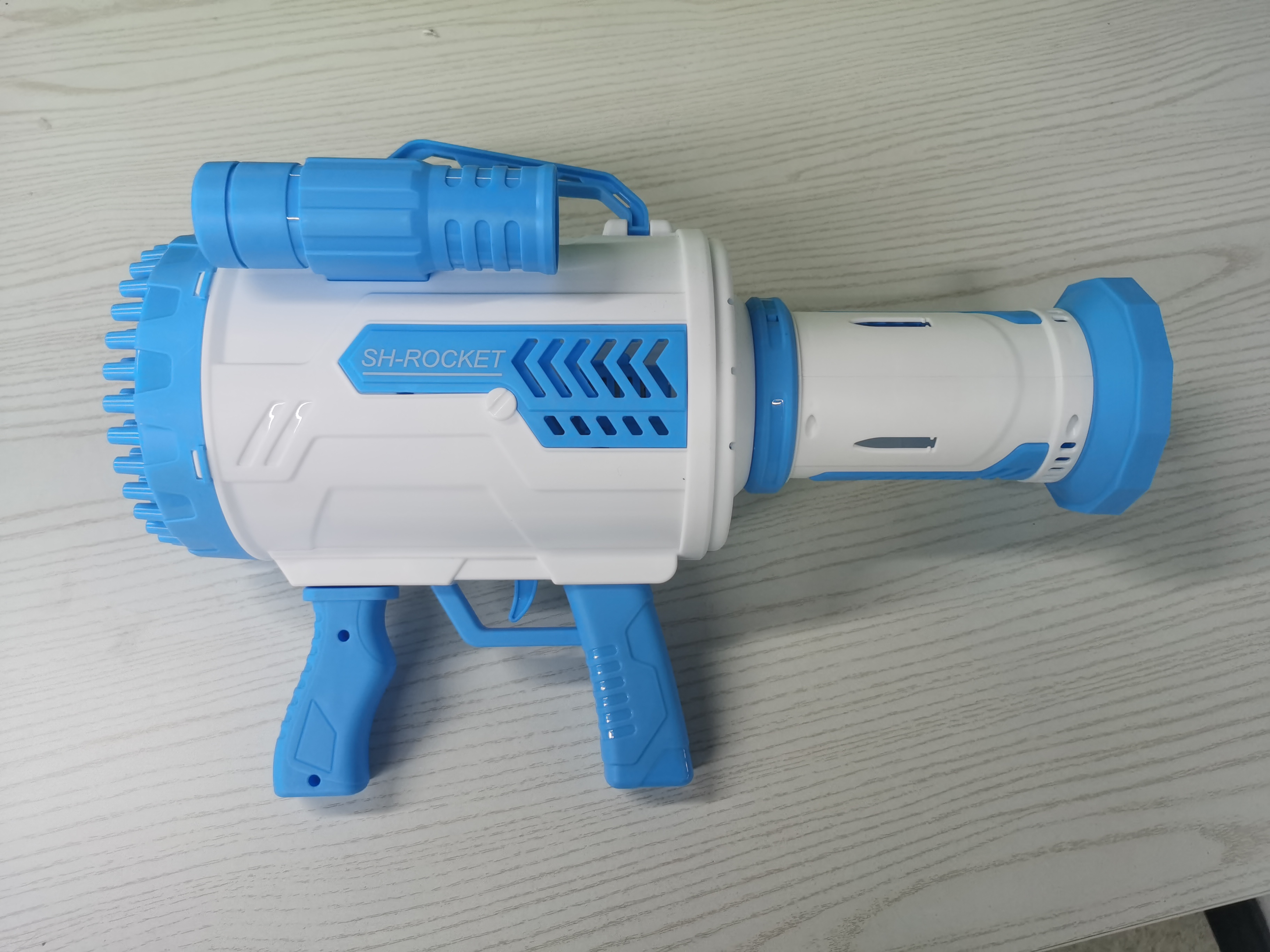 Children's Toys，Bubble machine，hold，Electric toys，boy，