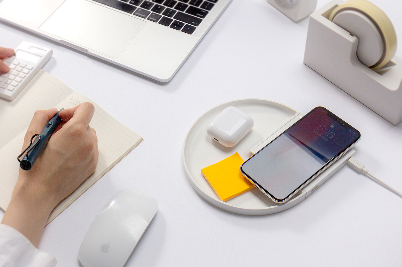 Charger，wireless charger ，intelligence，product design，design，